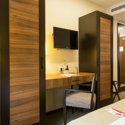 Bucharest Bar Street 4 Star Hotel